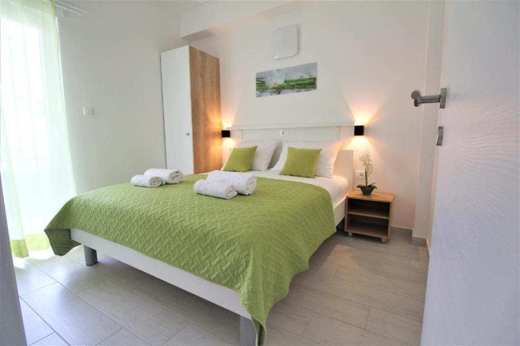 Apartmani Adria 2 Baška Voda Zewnętrze zdjęcie